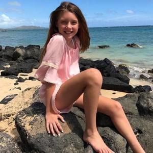 Meet your Posher, Laurel